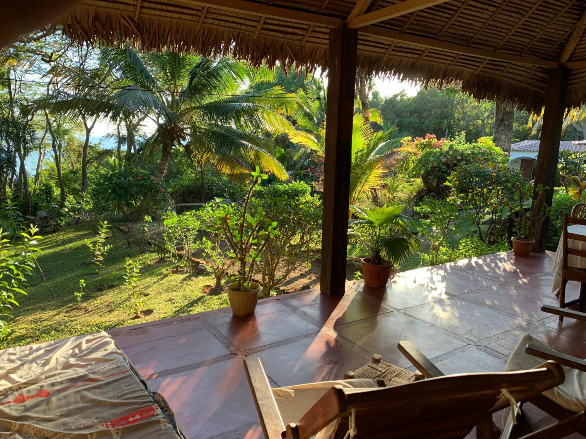 Les Jardins D'Ankify Bed & Breakfast Andimaka ภายนอก รูปภาพ