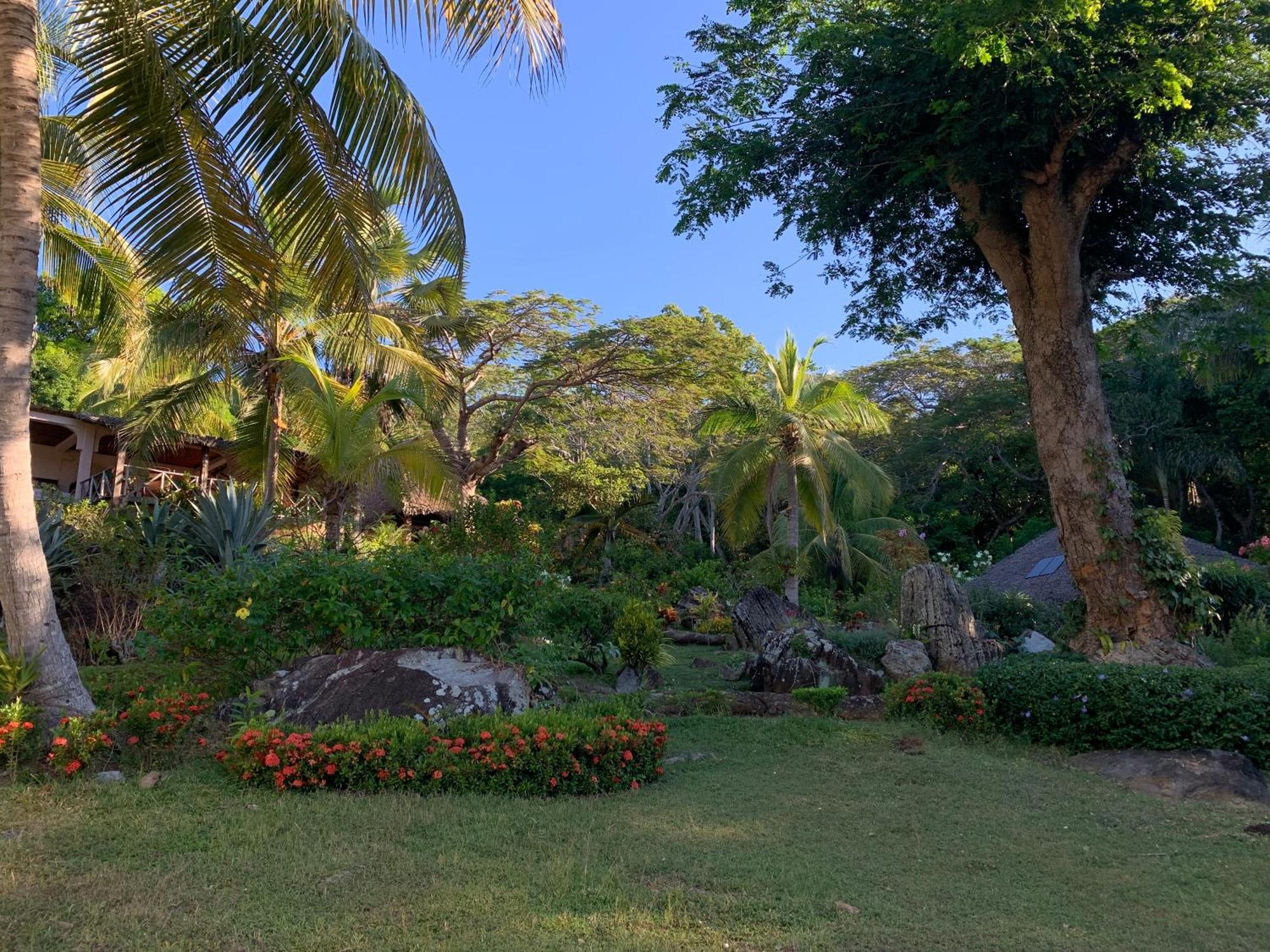 Les Jardins D'Ankify Bed & Breakfast Andimaka ภายนอก รูปภาพ